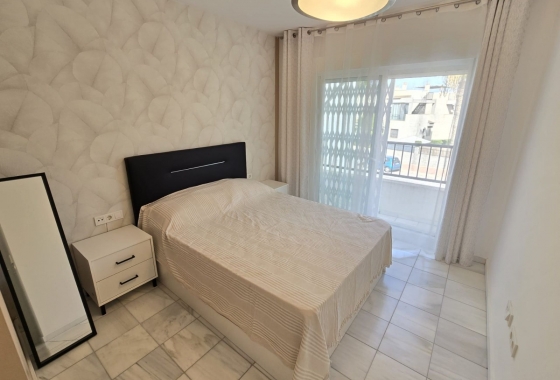 Rynek Wtórny - Dupleks - Torrevieja - Nueva Torrevieja - Aguas Nuevas