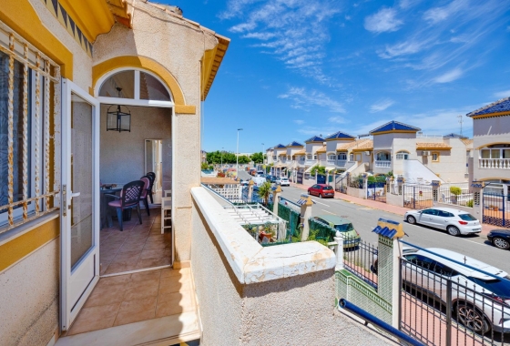Rynek Wtórny - Bungalow - Torrevieja - Nueva Torrevieja - Aguas Nuevas