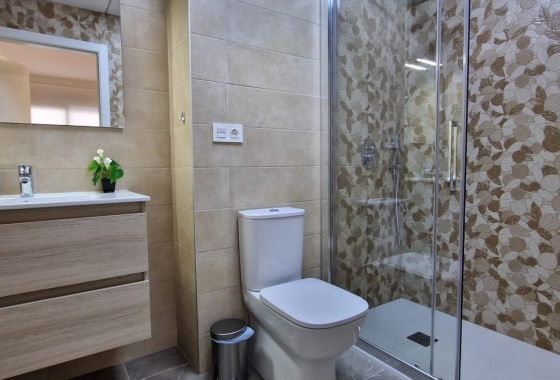 Reventa - Apartamento / piso - Torrevieja - Centro