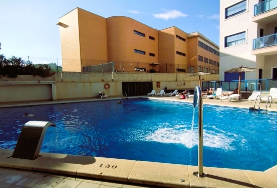 Reventa - Apartamento / piso - Alicante -  Urbanización