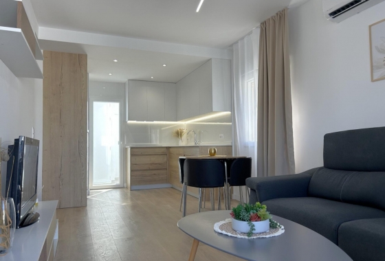 Resale - Bungalow - Torrevieja - El Chaparral