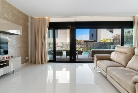 Resale - Villa - Campoamor