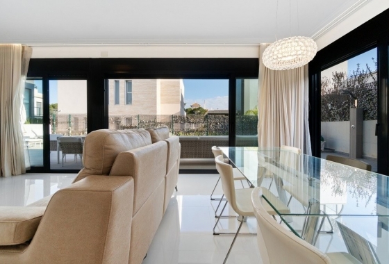 Resale - Villa - Campoamor