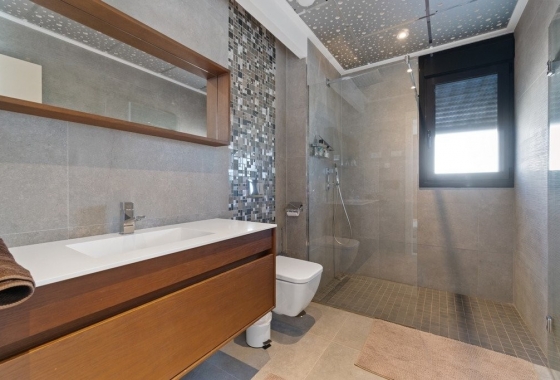 Resale - Villa - Campoamor