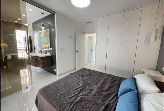 Rynek Wtórny - Willa - La Mata