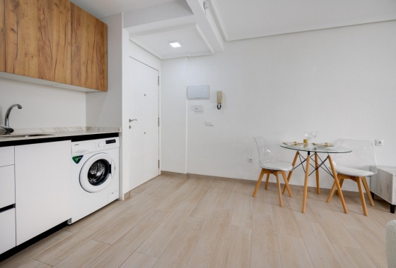 Rynek Wtórny - Apartament - Torrevieja - El Acequión - Los Náufragos