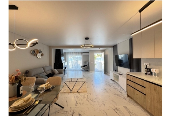 Rynek Wtórny - Bliźniak - Torrevieja - Playa del Cura