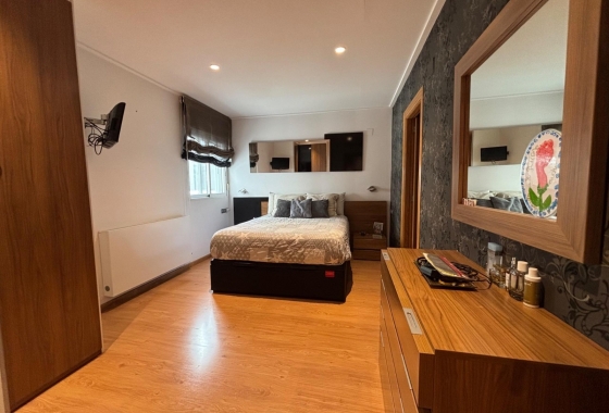 Rynek Wtórny - Poddasze - Santa Pola