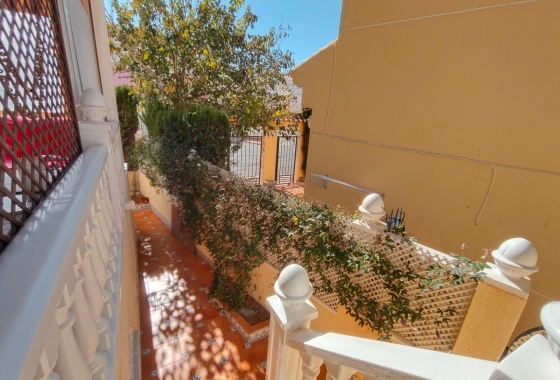 Rynek Wtórny - Willa - Guardamar del Segura - Urbanizaciones