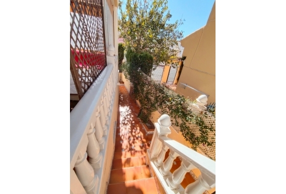 Rynek Wtórny - Willa - Guardamar del Segura - Urbanizaciones