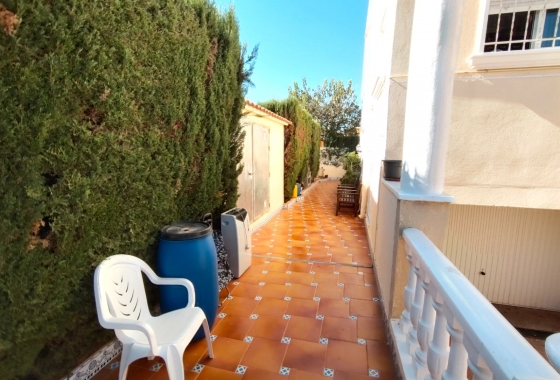 Rynek Wtórny - Willa - Guardamar del Segura - Urbanizaciones