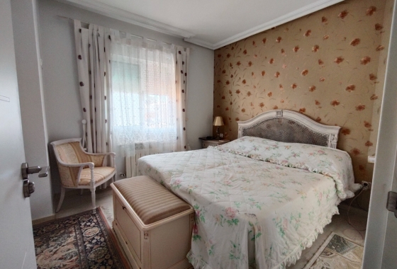 Rynek Wtórny - Willa - Guardamar del Segura - Urbanizaciones