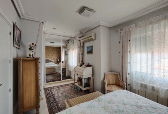 Rynek Wtórny - Willa - Guardamar del Segura - Urbanizaciones