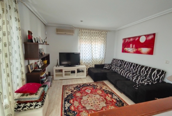 Rynek Wtórny - Willa - Guardamar del Segura - Urbanizaciones