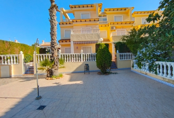 Rynek Wtórny - Willa - Guardamar del Segura - Urbanizaciones