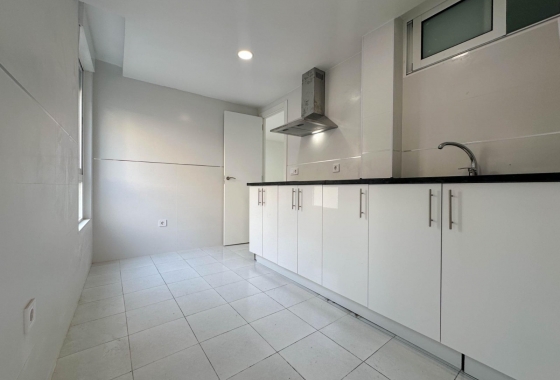 Reventa - Apartamento / piso - Santa Pola