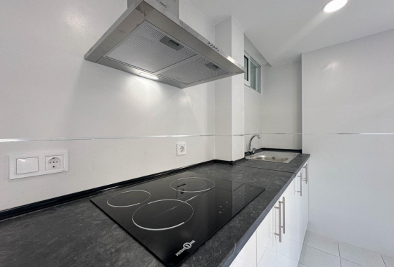 Reventa - Apartamento / piso - Santa Pola