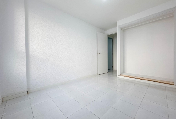 Reventa - Apartamento / piso - Santa Pola