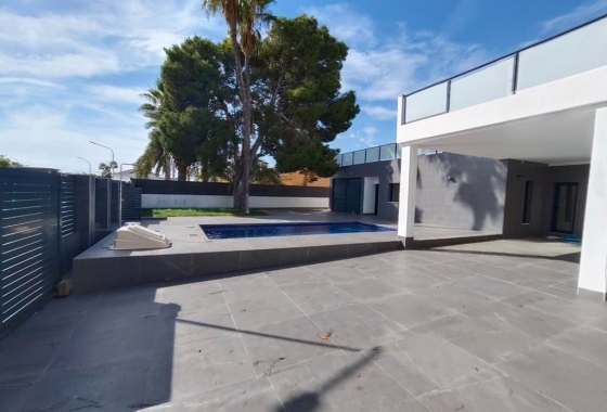 Deweloperskie - Willa - Alicante - Campoamor