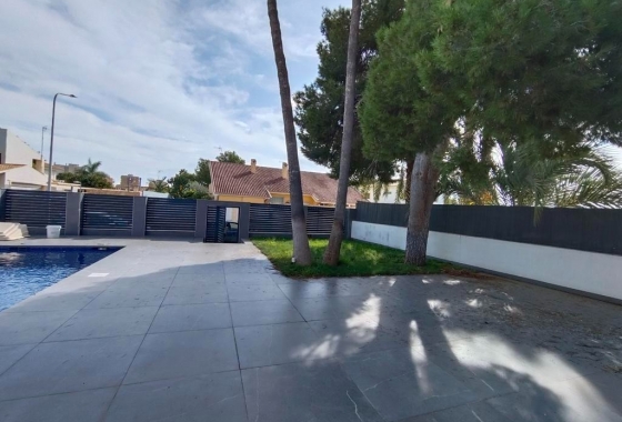 Deweloperskie - Willa - Alicante - Campoamor