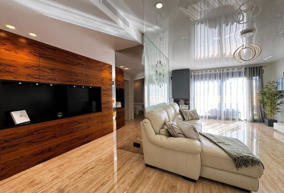 Rynek Wtórny - Poddasze - Torrevieja - Torrevieja - Playa de los Locos