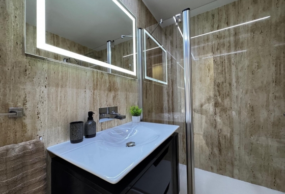 Rynek Wtórny - Poddasze - Torrevieja - Torrevieja - Playa de los Locos