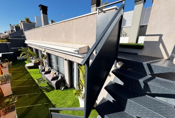 Rynek Wtórny - Poddasze - Torrevieja - Torrevieja - Playa de los Locos