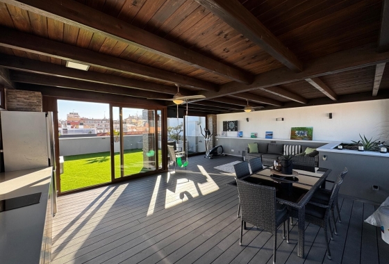 Rynek Wtórny - Poddasze - Torrevieja - Torrevieja - Playa de los Locos