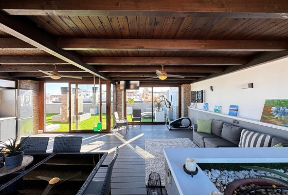 Rynek Wtórny - Poddasze - Torrevieja - Torrevieja - Playa de los Locos