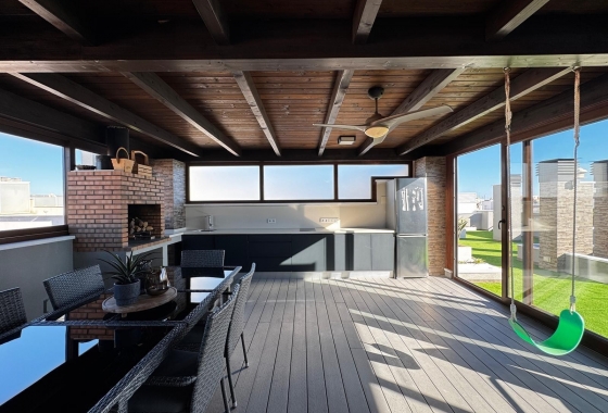 Rynek Wtórny - Poddasze - Torrevieja - Torrevieja - Playa de los Locos