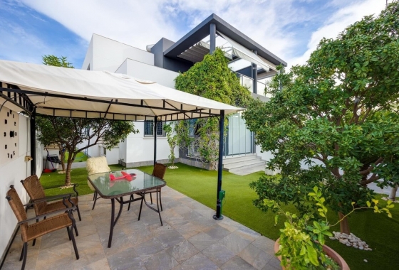 Rynek Wtórny - Bliźniak - Torrevieja - Nueva Torrevieja - Aguas Nuevas