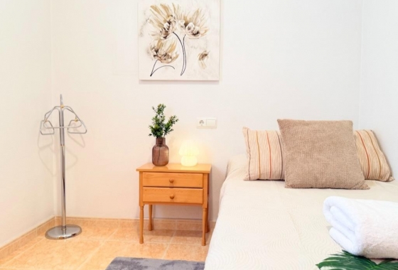 Rynek Wtórny - Poddasze - Torrevieja - Playa del Cura