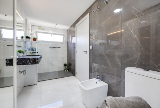 Rynek Wtórny - Willa - Torrevieja - Playa de La Acequion