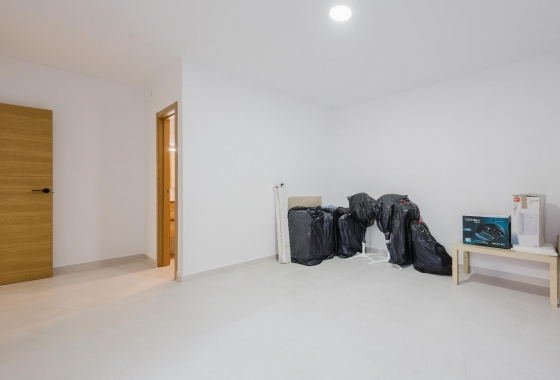 Rynek Wtórny - Willa - Algorfa