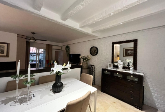 Rynek Wtórny - Poddasze - Torrevieja - Torrevieja - Playa de los Locos