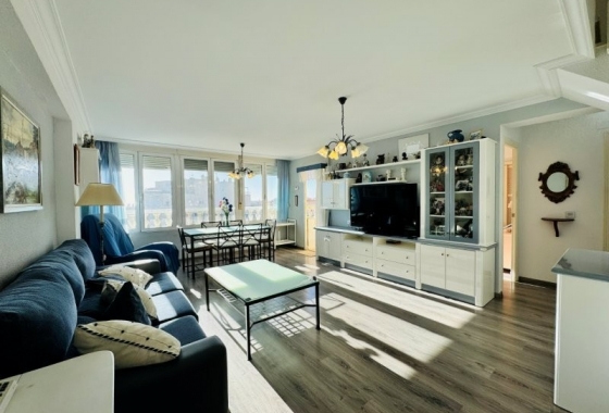 Rynek Wtórny - Poddasze - La Mata