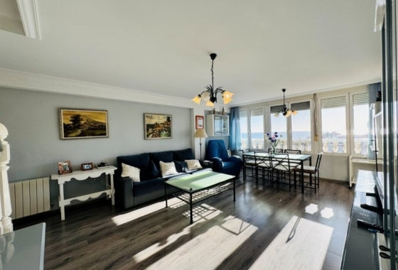 Rynek Wtórny - Poddasze - La Mata