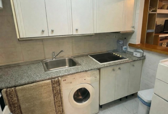 Rynek Wtórny - Studio - Torrevieja - Torrelamata - La Mata