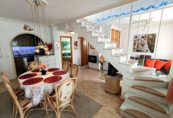 Rynek Wtórny - Dom - Torrevieja -  Urbanizacja