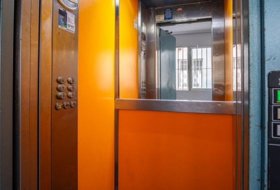 Rynek Wtórny - Studio - Torrevieja - Centrum