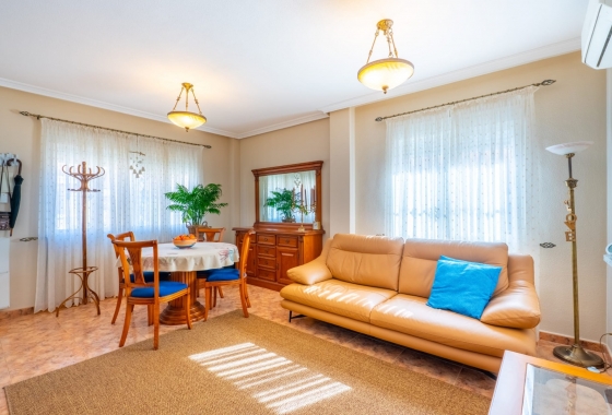 Rynek Wtórny - Bliźniak - Orihuela Costa - La Regia