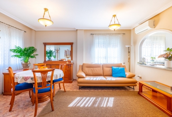 Rynek Wtórny - Bliźniak - Orihuela Costa - La Regia