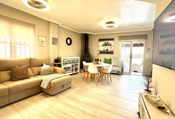 Rynek Wtórny - Willa - Orihuela Costa - La Regia