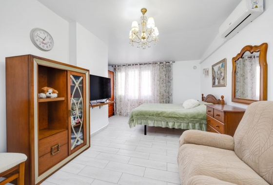 Rynek Wtórny - Bliźniak - Torrevieja - Torrevieja - Playa de los Locos