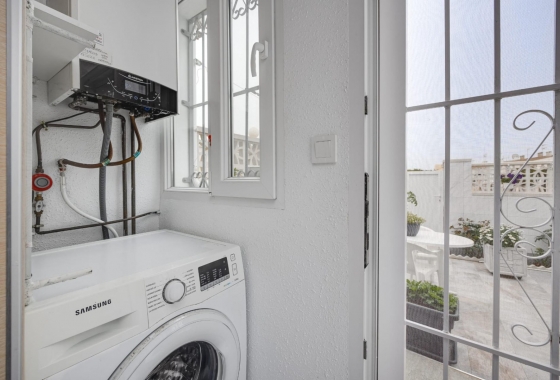 Rynek Wtórny - Bliźniak - Torrevieja - Torrevieja - Playa de los Locos