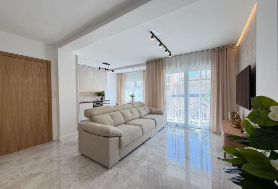 Rynek Wtórny - Poddasze - Torrevieja - Playa del Cura