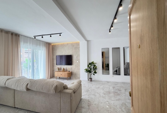 Rynek Wtórny - Poddasze - Torrevieja - Playa del Cura