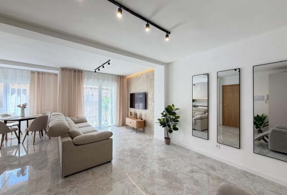 Rynek Wtórny - Poddasze - Torrevieja - Playa del Cura