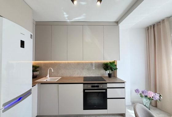 Rynek Wtórny - Poddasze - Torrevieja - Playa del Cura