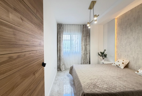 Rynek Wtórny - Poddasze - Torrevieja - Playa del Cura